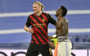 Vinicius và ngã rẽ định mệnh trong sự nghiệp: Ở lại Real Madrid hay chinh phục Premier League?