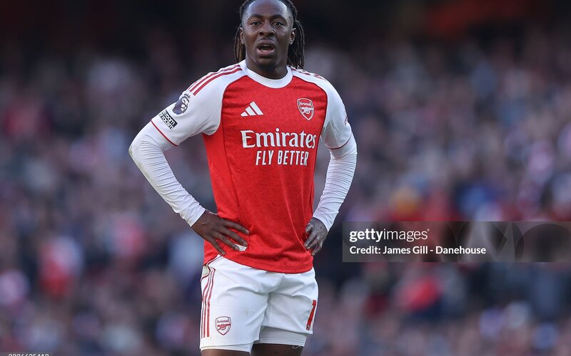 Chuyện gì đang xảy ra với Eze?