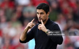 Ai là bậc thầy phối hợp một-hai ở Premier League?