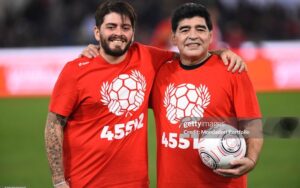 Câu chuyện Maradona nhận con: Tuyệt đối điện ảnh