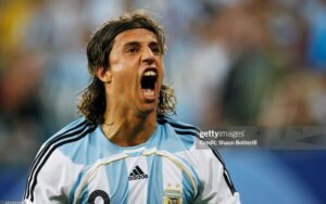 Nghệ thuật săn bàn của Crespo