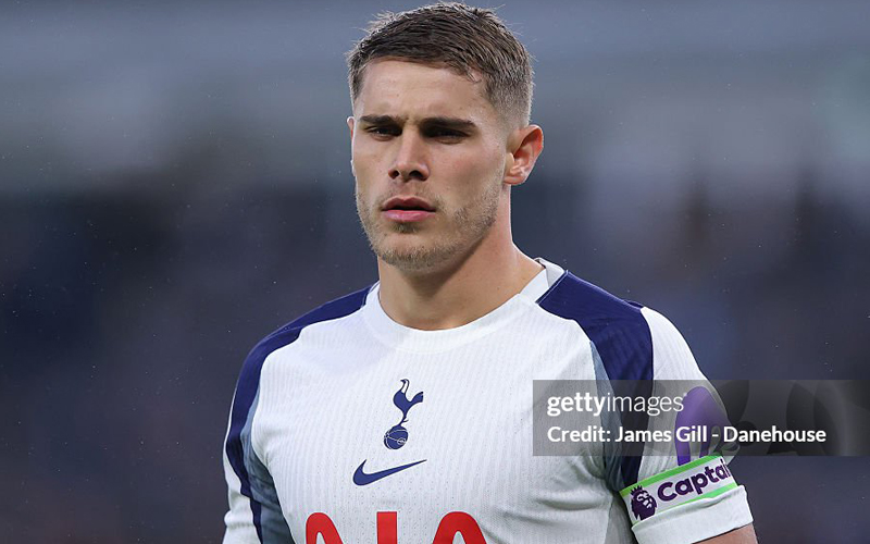 Tottenham hét giá trăm triệu euro để bảo vệ trụ cột hàng thủ