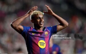 Yamal thành ‘mồi ngon’ của truyền thông