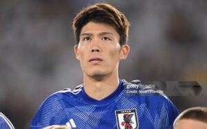 Cuộc đua giành lại sự nghiệp của Tomiyasu