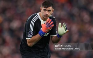 MU đã đúng với Emi Martinez