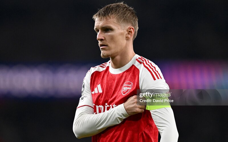 100 triệu euro cho Odegaard – Khi chiếc băng đội trưởng Arsenal bỗng trở thành món hàng trên bàn đàm phán