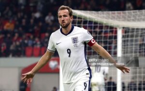 Nỗi lo về xương sống của tuyển Anh