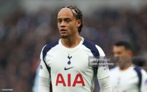 Xavi Simons, từ tân binh hứa hẹn đến bom xịt Premier League