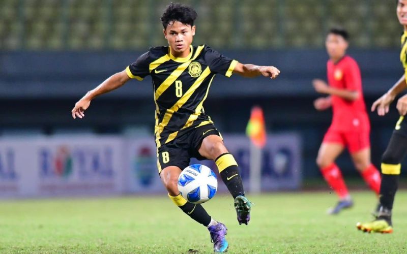 Tiền vệ U22 Malaysia thách thức Việt Nam