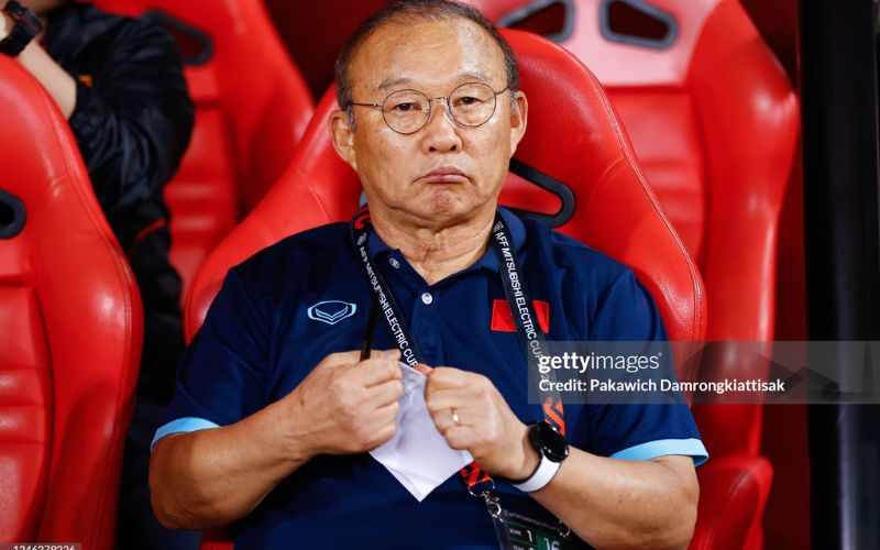 HLV Park Hang-seo chúc mừng U22 Việt Nam