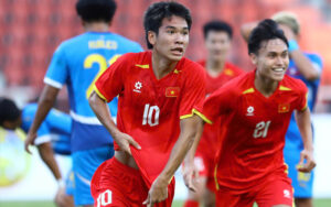 Lê Văn Thuận: “Ai được ra sân cũng phải chiến đấu hết mình vì màu cờ sắc áo”