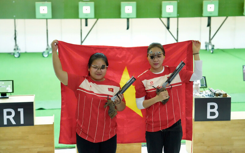 Việt Nam bùng nổ với 16 HCV trong ngày 17/12