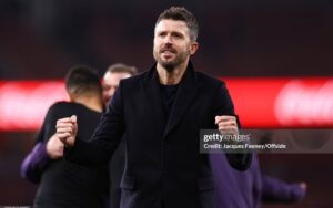 Branthwaite và bài toán hàng thủ Manchester United