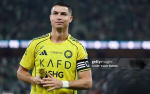 Cột mốc khó tin của Ronaldo