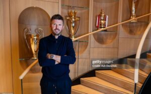 Carrick trước nhiệm vụ ‘nâng trình’ MU