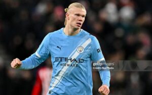 Vấn đề của Haaland trước MU