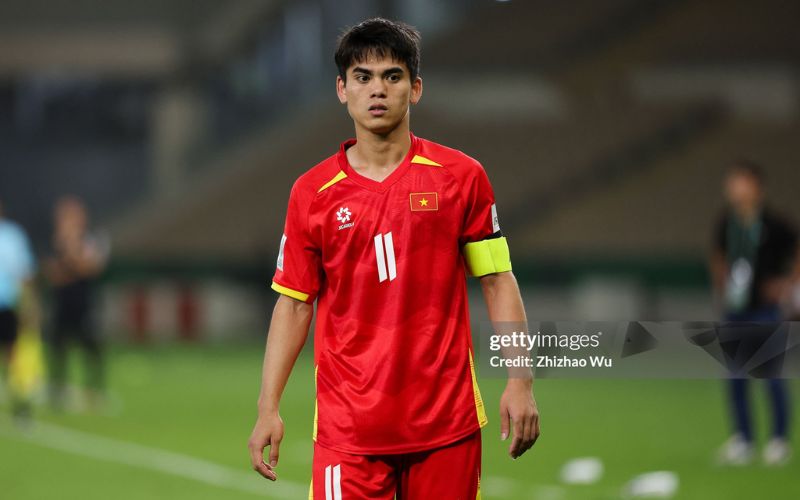 U23 Việt Nam choáng váng trước ‘cú đấm’ của Trung Quốc