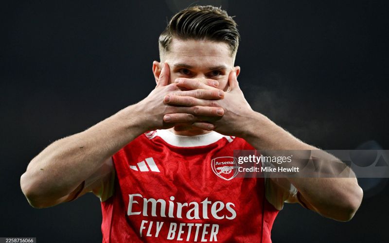 Bóng đá Anh chiếm lĩnh châu Âu