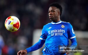 Cú ngã phơi bày cơn địa chấn ở Real Madrid