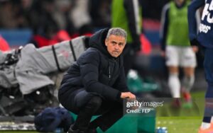 HLV Enrique gây sốc cho PSG