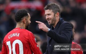 MU nghe Carrick quyết định chuyển nhượng