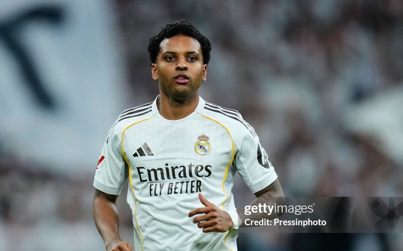 Real chốt giá bán Rodrygo