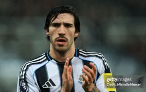 Tonali có phải là lời giải cho MU?