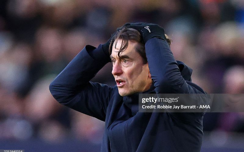 Sai lầm mang tên Thomas Frank khiến Tottenham trả giá