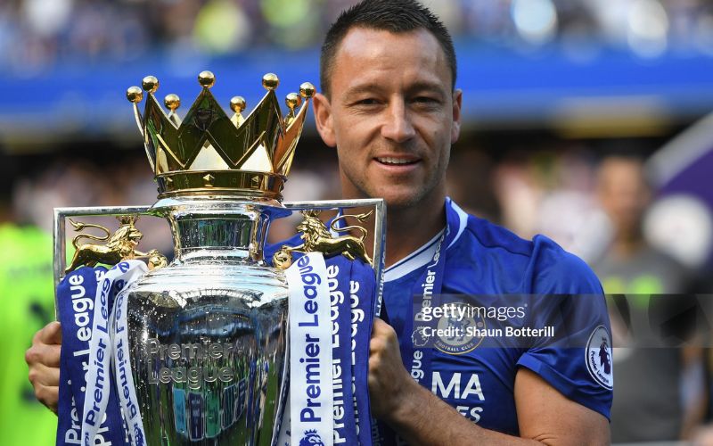 Terry và Van Dijk, ai hay hơn?