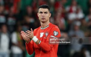 Sự thật vụ đầu tư của Ronaldo và Almeria