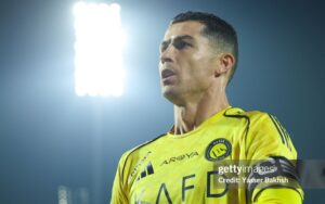 Chuyện gì đang xảy ra với Ronaldo?