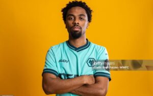 Angel Gomes và sứ mệnh giải cứu con tàu đắm Wolves