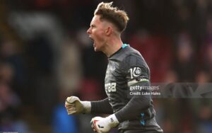 Crystal Palace nhọc nhằn hạ Wolves, cập bến trụ hạng