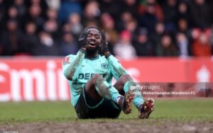FA Cup là phao cứu sinh cho Wolves