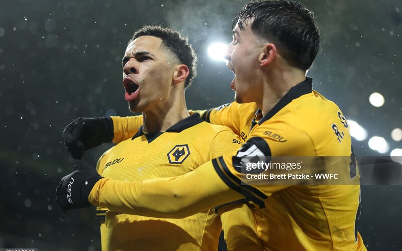 Tài năng 19 tuổi của Wolves đẩy Arsenal ngã ngựa