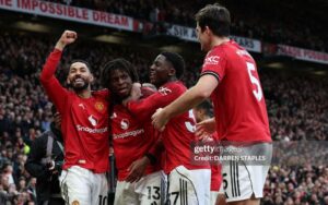 MU đang có lợi thế giành vé Champions League