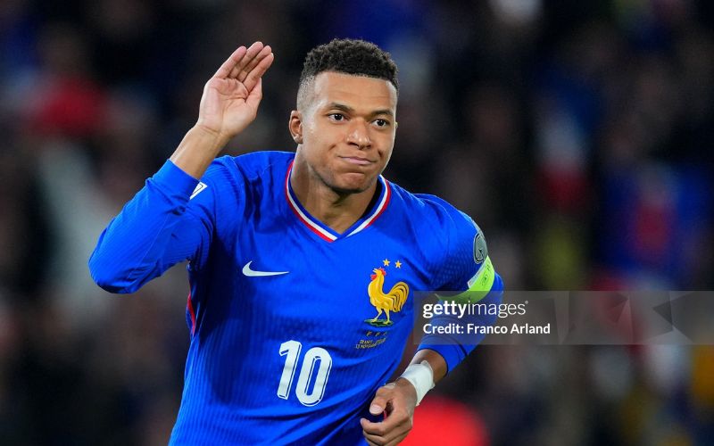Mbappe trước cú hích tài chính lớn nhất sự nghiệp