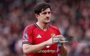 Carrick tạo bước ngoặt cho Maguire ở Old Trafford