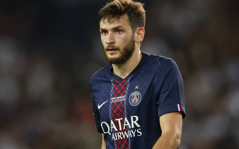 Arsenal chuẩn bị “phá két” vì Kvaratskhelia: Tham vọng lớn hay canh bạc vượt tầm?