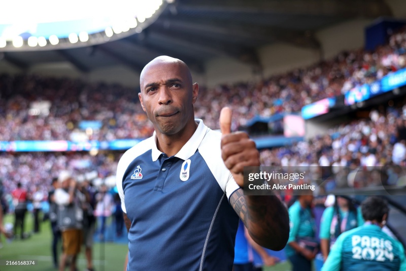 Henry đặt niềm tin vào Arsenal và Bayern ở Champions League