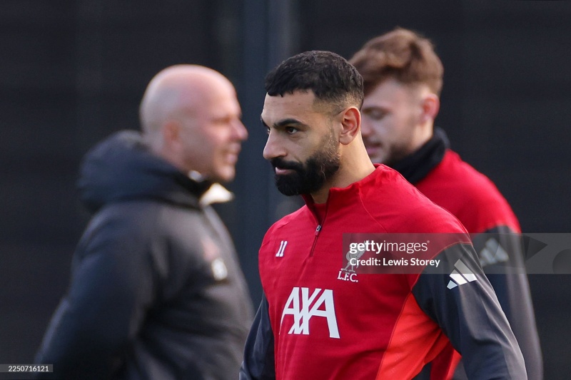 Salah quyết định tương lai Gakpo tại Liverpool