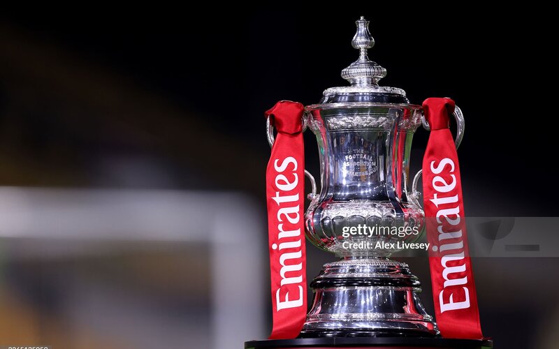 Liverpool dập tắt hy vọng của Wolves tại FA Cup