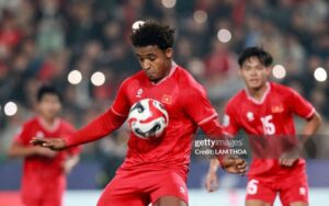 Xuân Son biến lời hứa thành hành động trong chiến thắng của Việt Nam